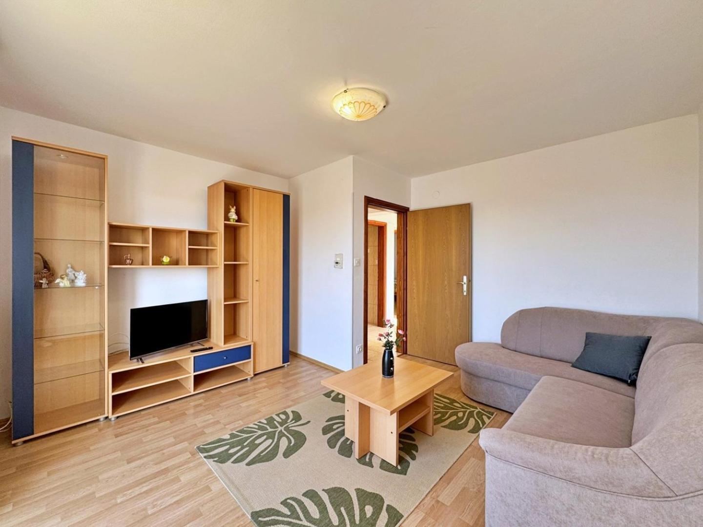 Apartments Pavle Malinska Esterno foto